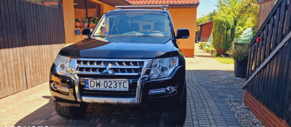 Mitsubishi Pajero cena 105000 przebieg: 110864, rok produkcji 2014 z Wrocław małe 154